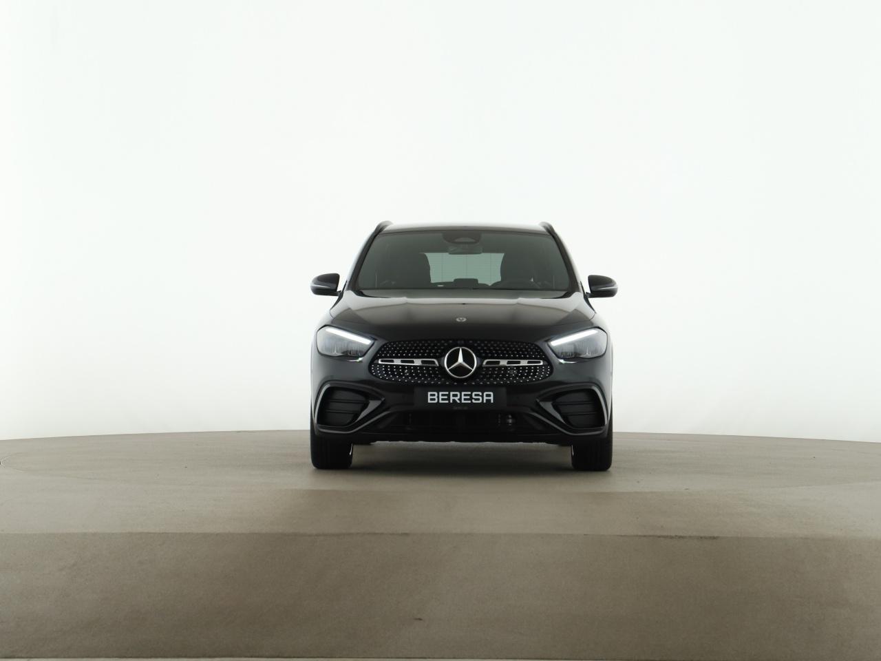 Mercedes-Benz GLA 180 AMG Night MBUX Kamera LED Navi Park-Ass.