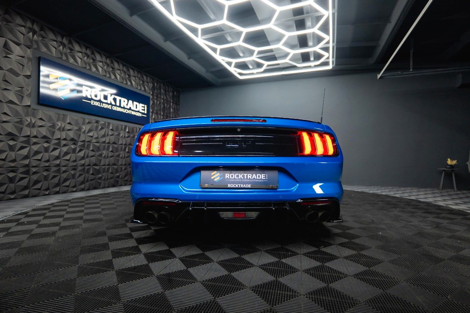 Fahrzeugabbildung Ford Mustang Shelby GT 500 5.0 V8 PREMIUM Performance