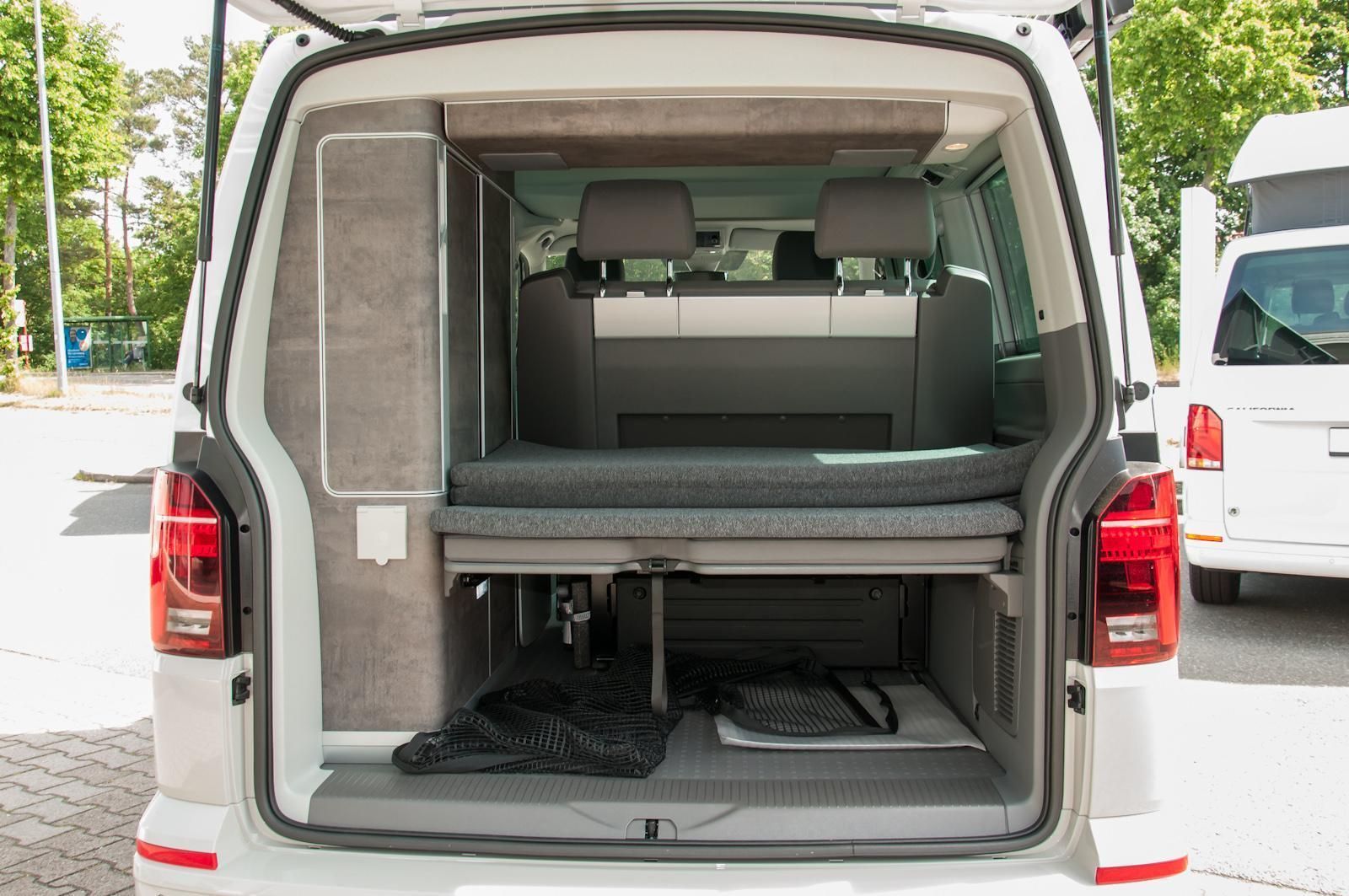 Fahrzeugabbildung Volkswagen T6.1 California Ocean Aufstelldach 2,0 l TDI SCR