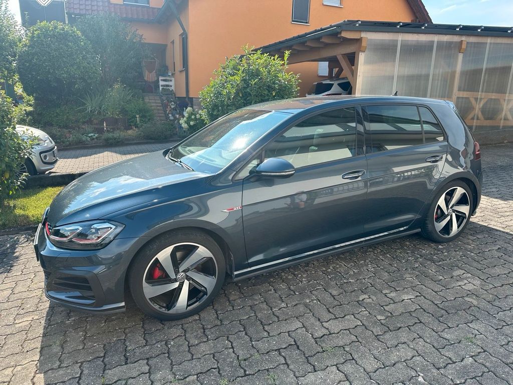 Image of Volkswagen Golf
