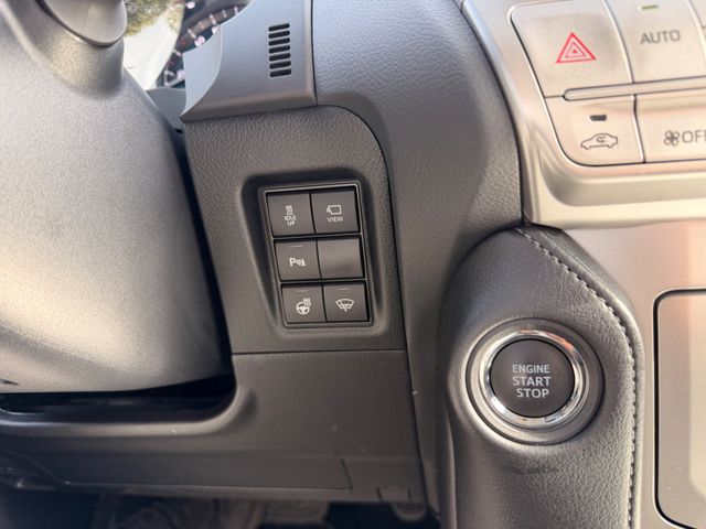 Toyota Land Cruiser Executive Vollausstattung