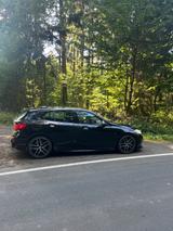 BMW M135i xDrive - BMW 135 mit Benzin-Antrieb: Automatik