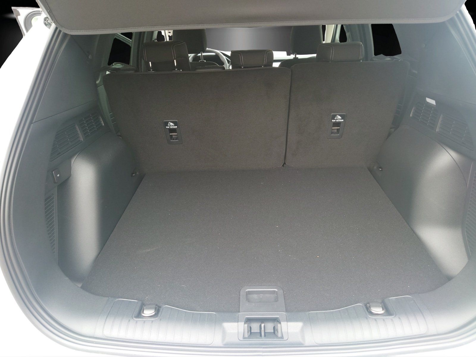 Fahrzeugabbildung Ford Kuga Titanium FHEV