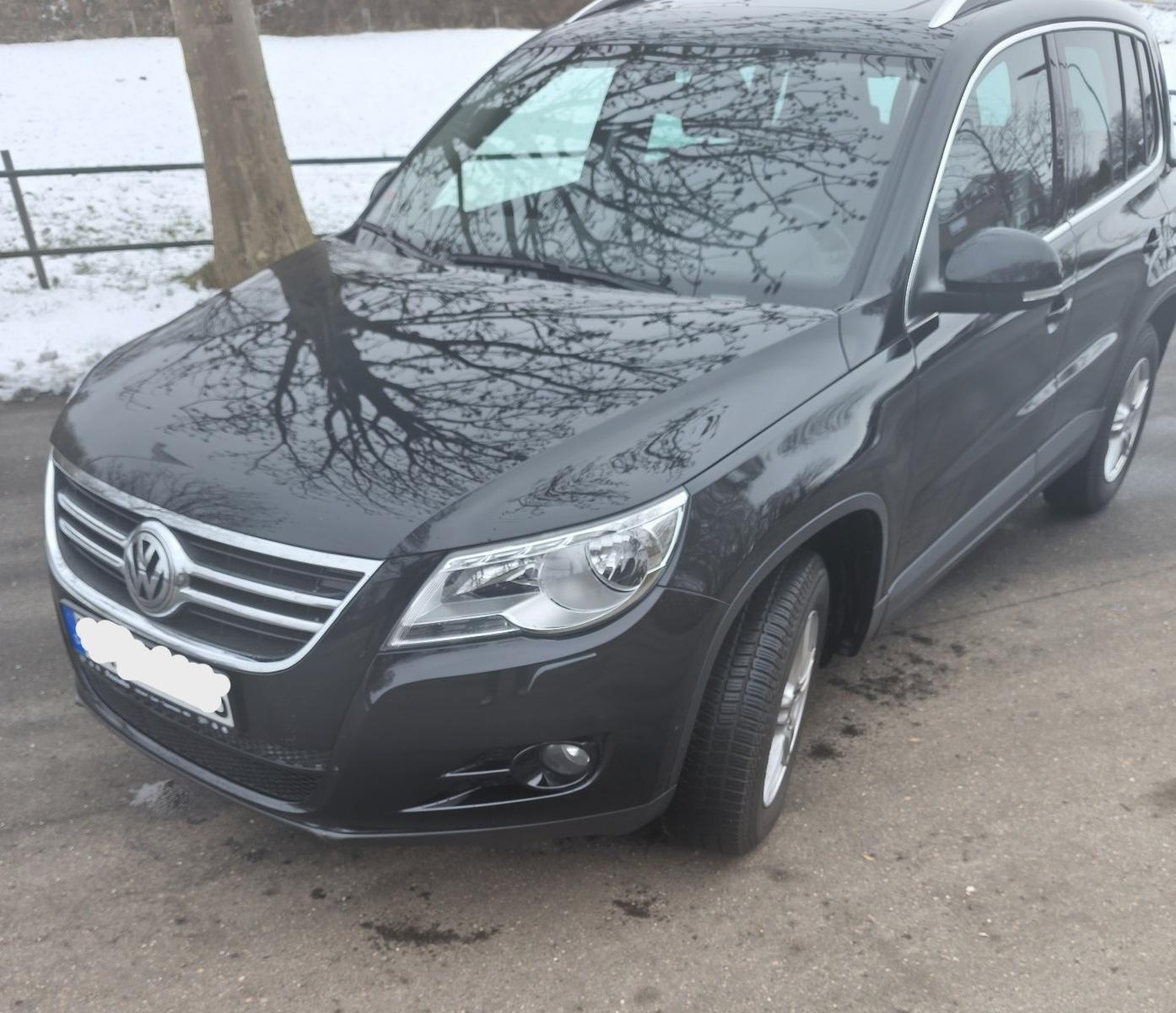 Volkswagen Tiguan 2.0 TSI DSG 4MOTION Allrad Sport Scheckh