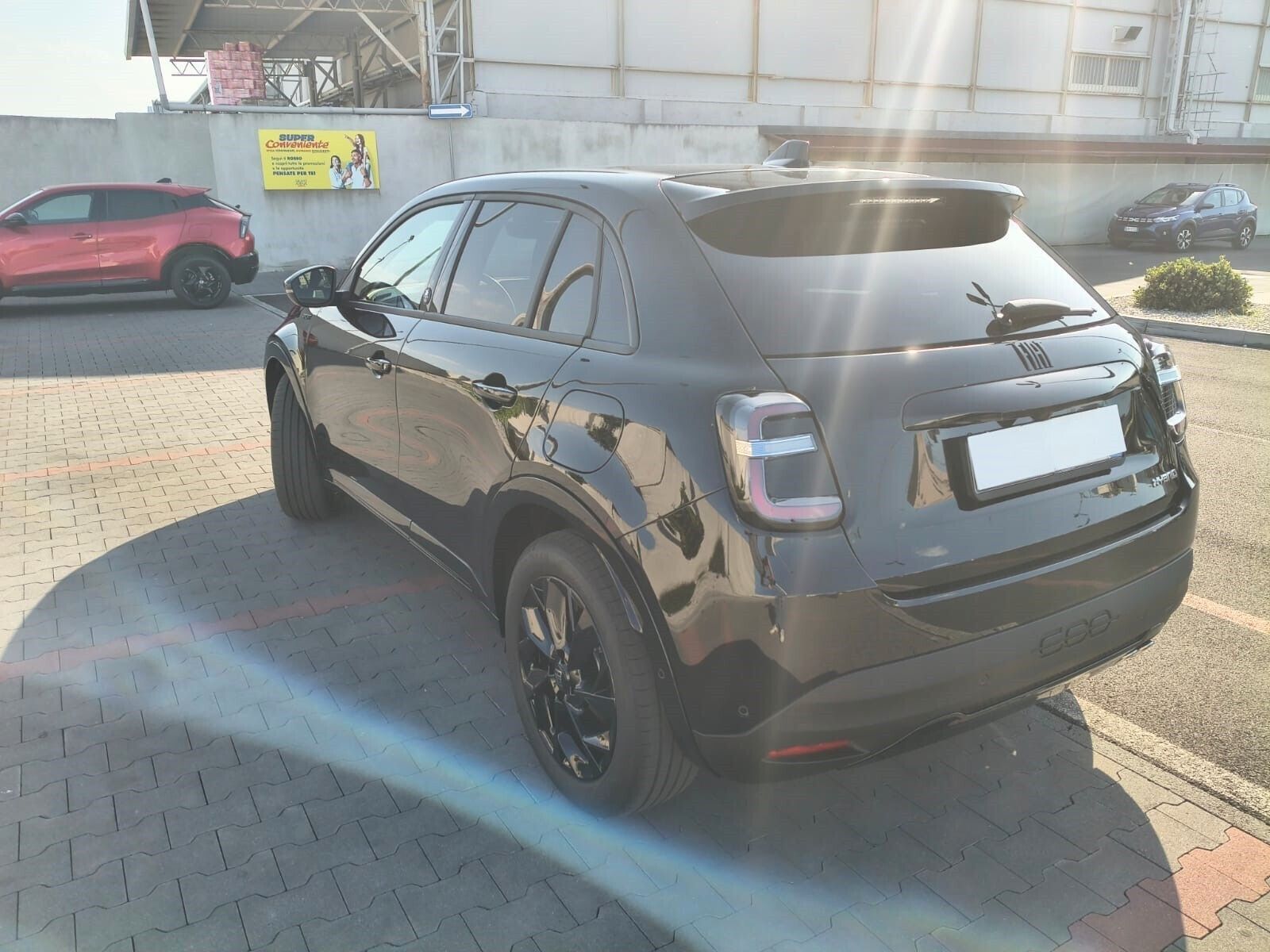 Fiat 600 Hybrid 145 CV DCT MHEV Sport Edizione M imagem 3