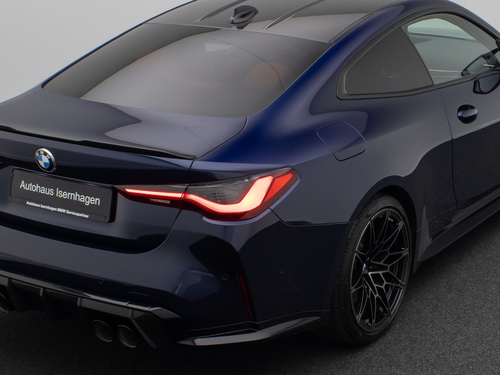 Fahrzeugabbildung BMW M4 Competition Kamera HUD DAB H/K Carbonsitze