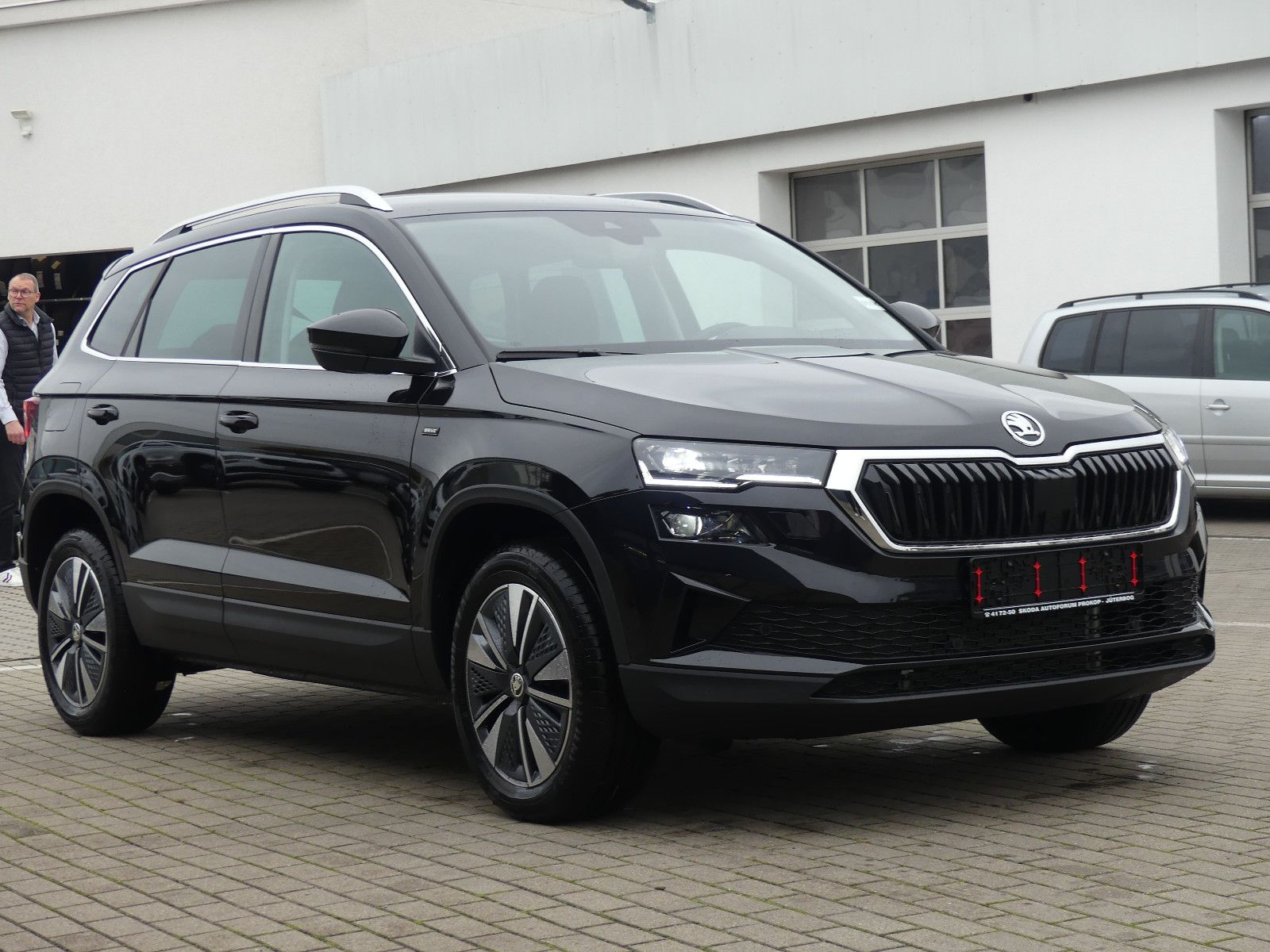 Fahrzeugabbildung SKODA Karoq Drive