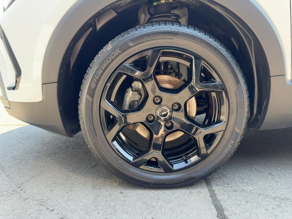 Fahrzeugabbildung Opel Crossland GS AUTOMATIK  RÜCKFAHRK.  KEYLESS