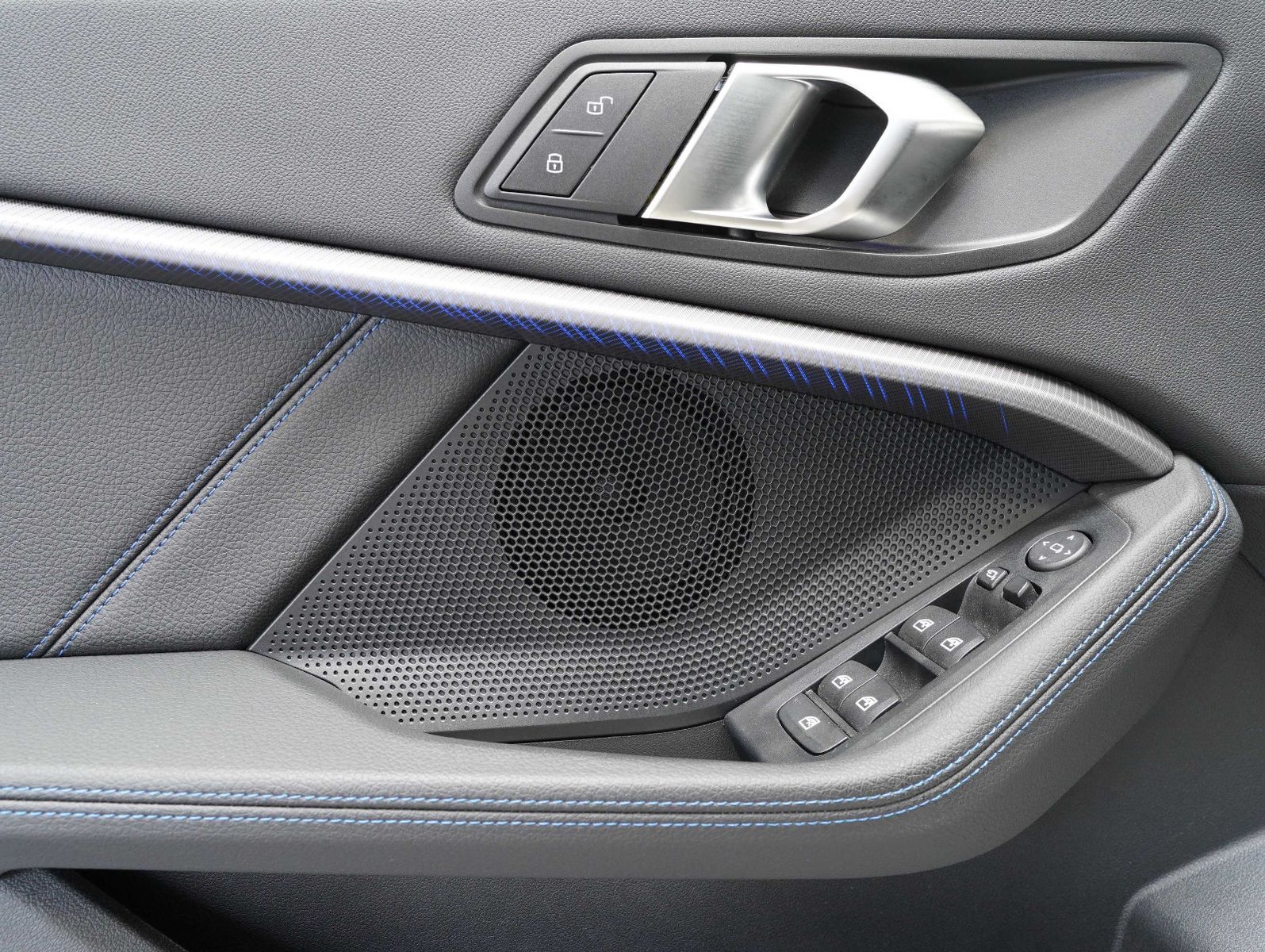 Fahrzeugabbildung BMW 218i Gran Coupé M Sport SHADOW/DAB/TRAVEL/PANO