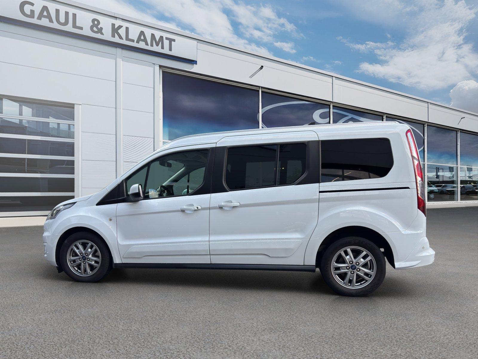 Ford Grand Tourneo  Titanium #Rückfahrkamera
