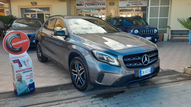 Mercedes-Benz Mercedes-benz GLA 180 GLA 200 d Automatic Premiu