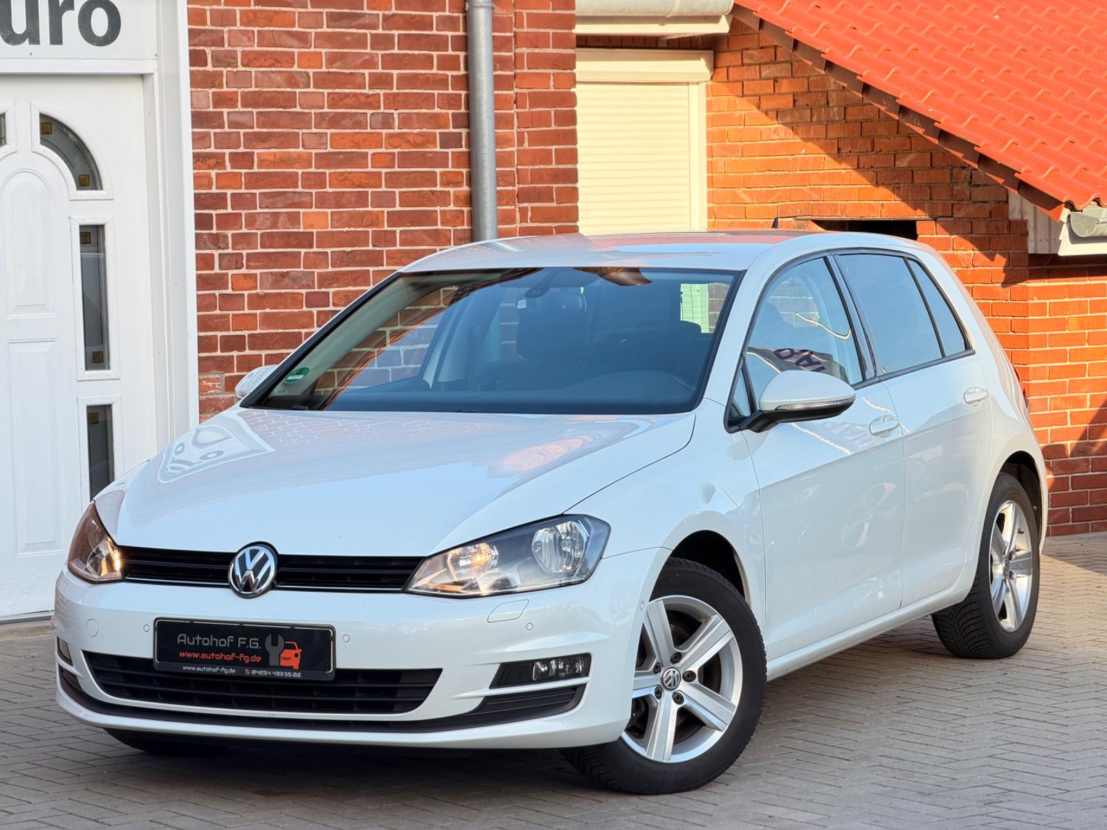 Volkswagen Golf VII Lim. Comfortline BMT*NAVI/SHZ/PDC/KLIMA
