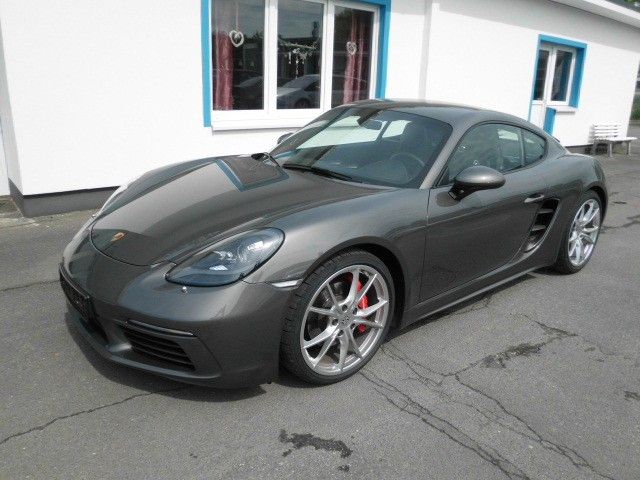 Porsche Cayman 718S  PCM/PASM /Sportauspuff /20Zoll Alu