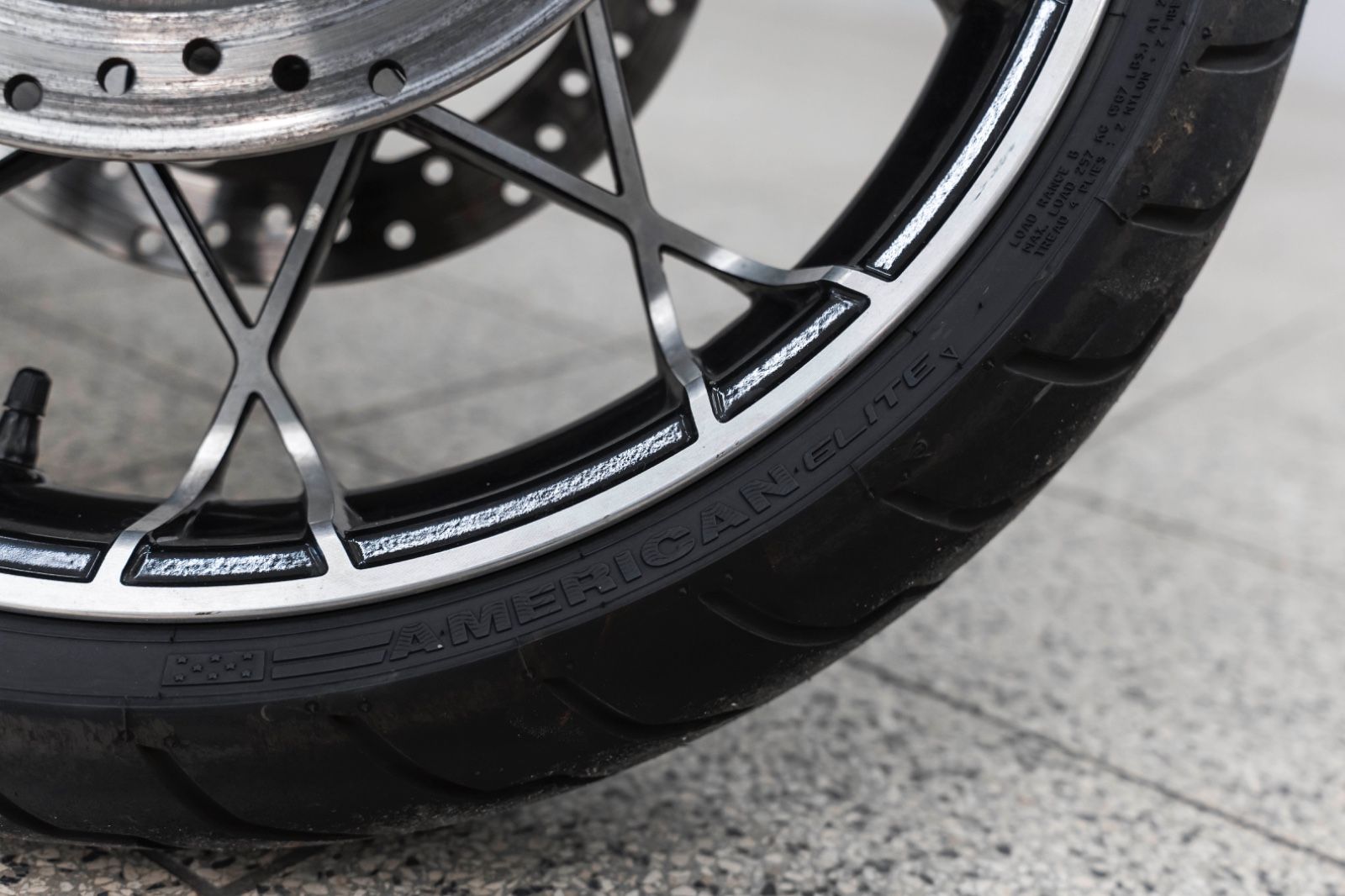 Fahrzeugabbildung Harley-Davidson FLHTSKE CVO LIMITED