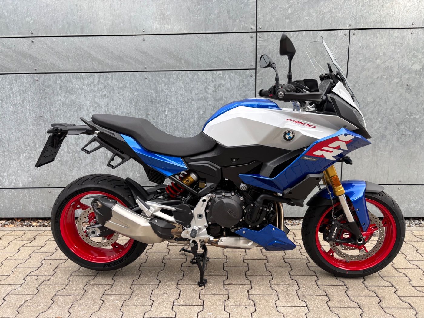 Fahrzeugabbildung BMW F 900 XR Sport 2 Pakete