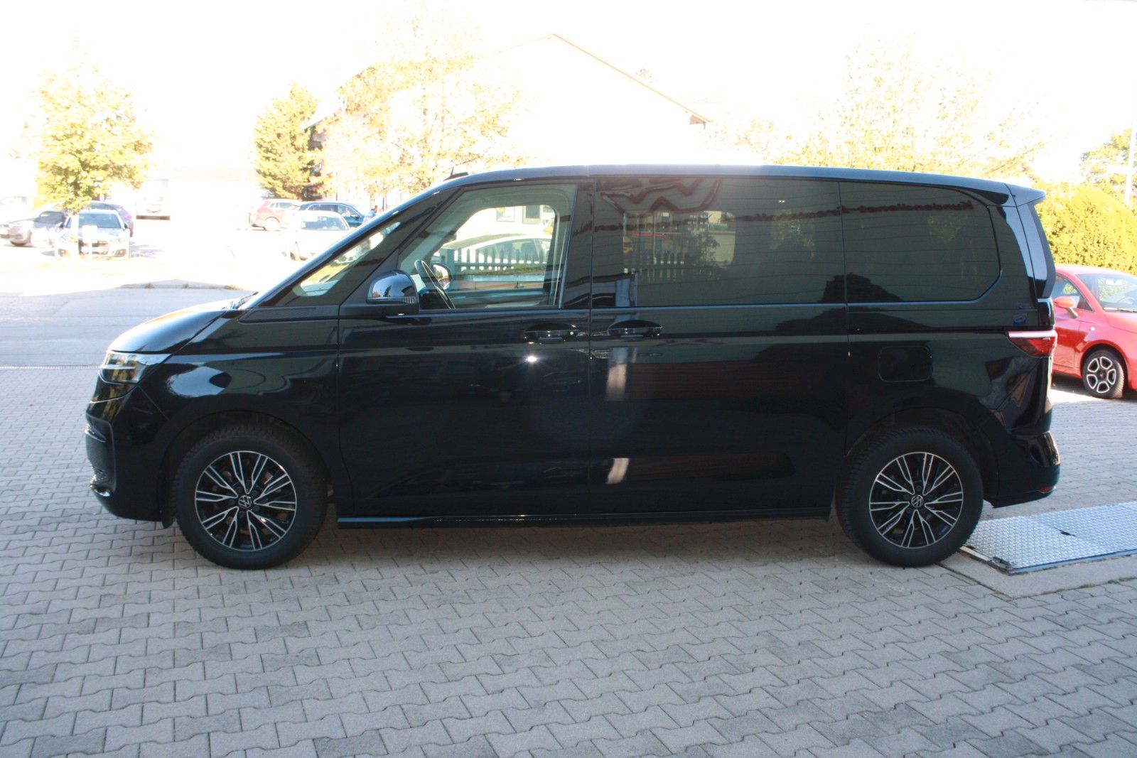 Volkswagen T7 Multivan - 1