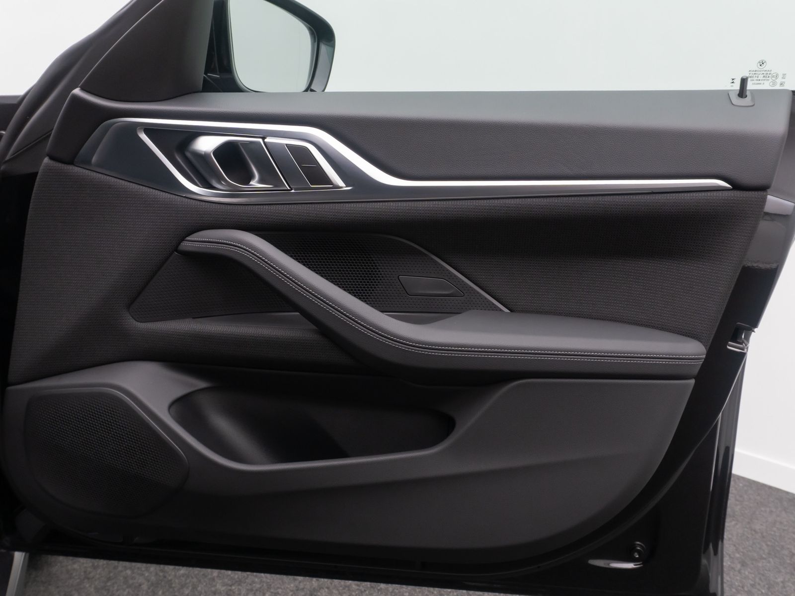 Fahrzeugabbildung BMW i4 eD40 Gran Coupe DAB Kamera Widscreen Sportstz