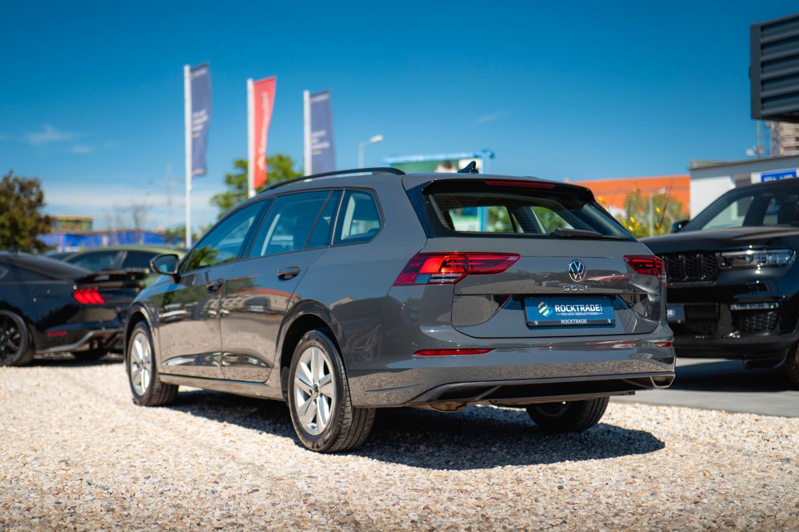 Fahrzeugabbildung Volkswagen Golf VIII Variant 2.0 TDI Life *ACC*LED*DAB*19%*