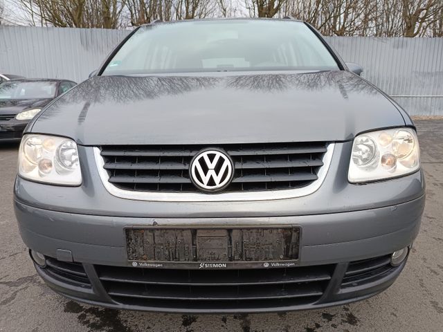 Volkswagen Touran 1.6 FSI, Klima, Servo, el. FH, Euro4, ZV.