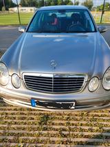 Mercedes-Benz E 320 CDI AVANTGARDE Avantgarde - Mercedes-Benz E 320 aus 2006: Cdi