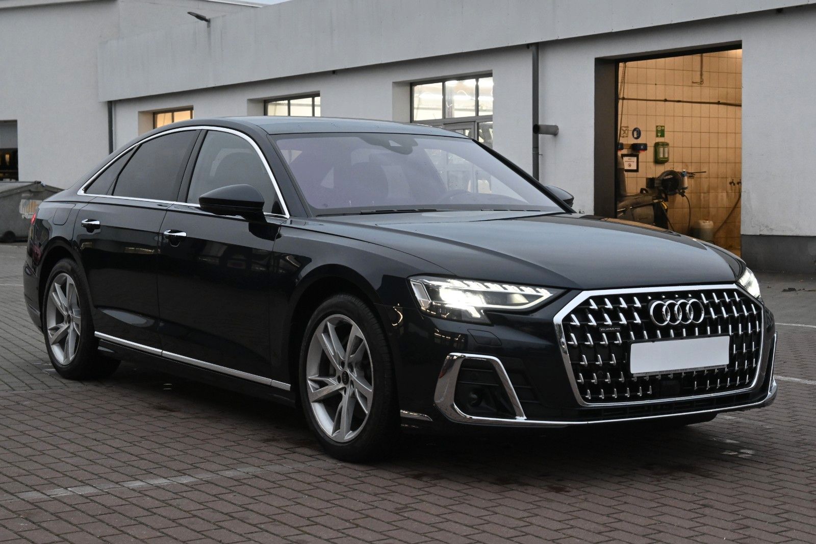 Fahrzeugabbildung Audi A8 50 TDI quattro *NAV*ACC*STDHZG*360°*MIETKAUF*