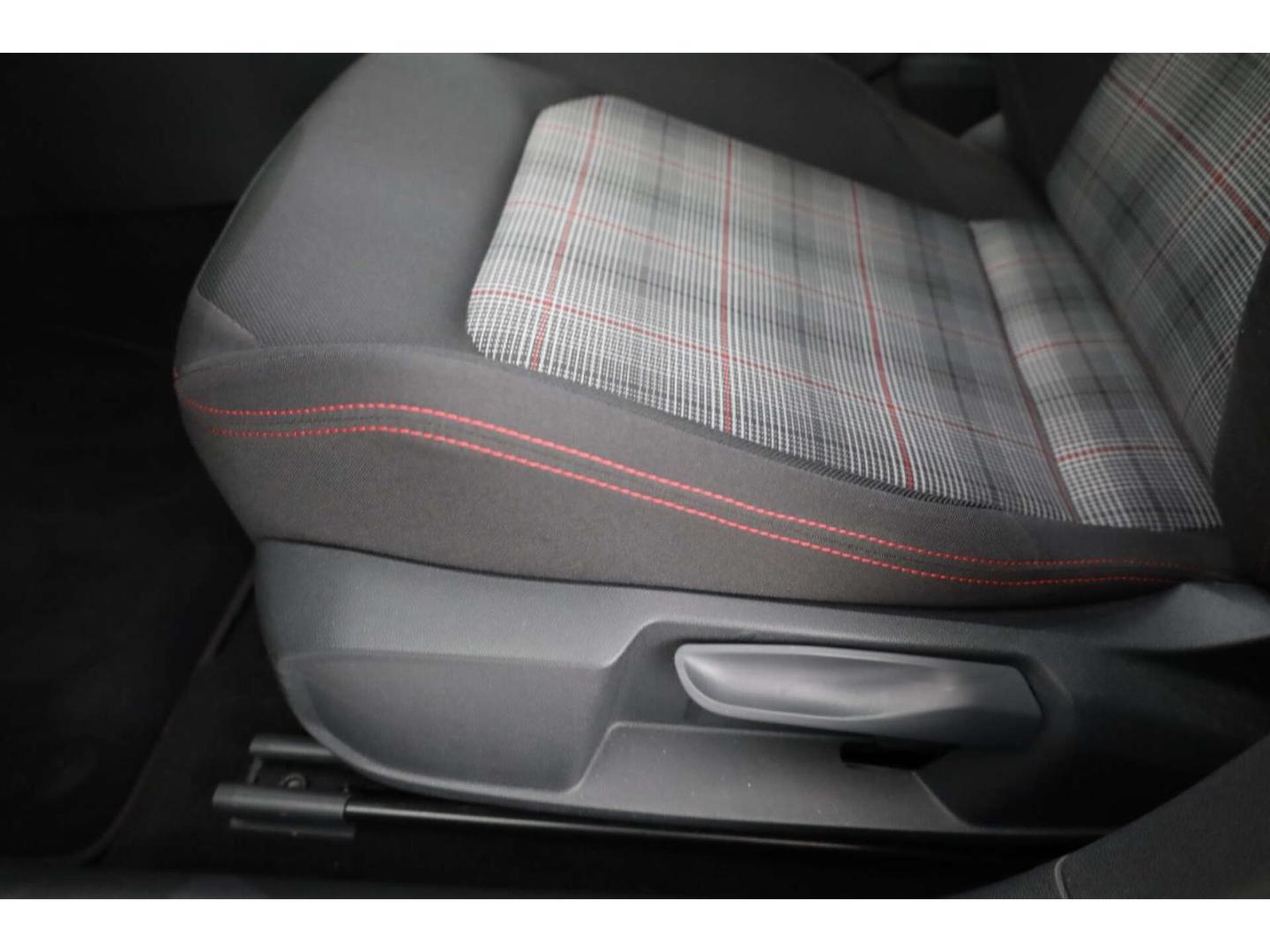 Volkswagen Polo GTI 2.0 TSI DSG Matrix/App-Connect/Kamera, миниатюра 21