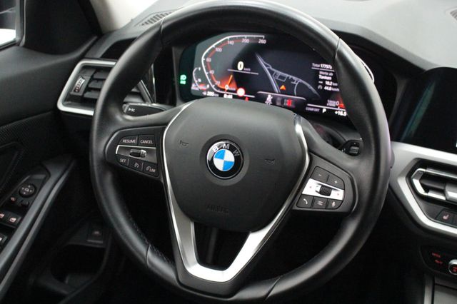 BMW 320d Touring  Aut. LC-Prof*Laser*HeadUp Komf,Zug