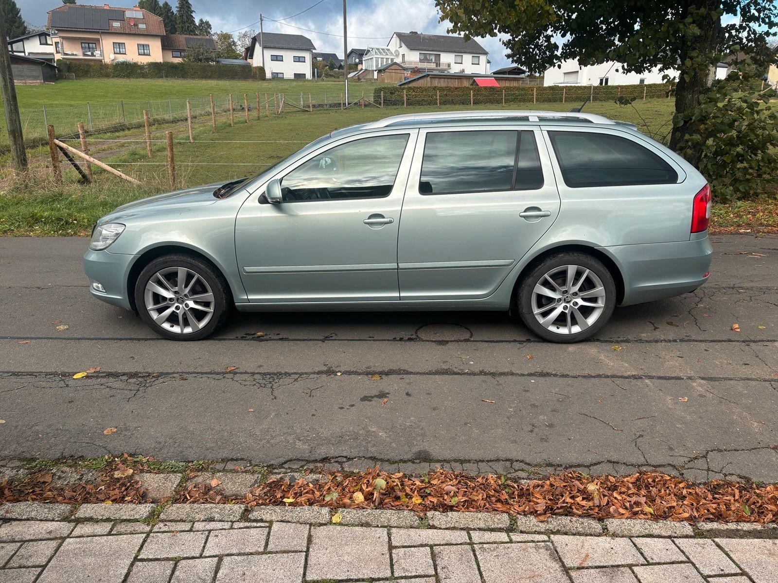 Skoda Octavia 2009 — photo 12