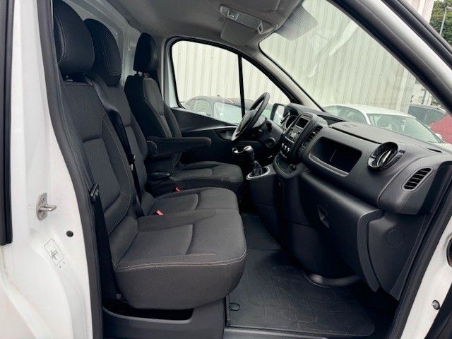Fahrzeugabbildung Renault Trafic Kasten L2H1 3,0t Klima Bluetooth PDC LED