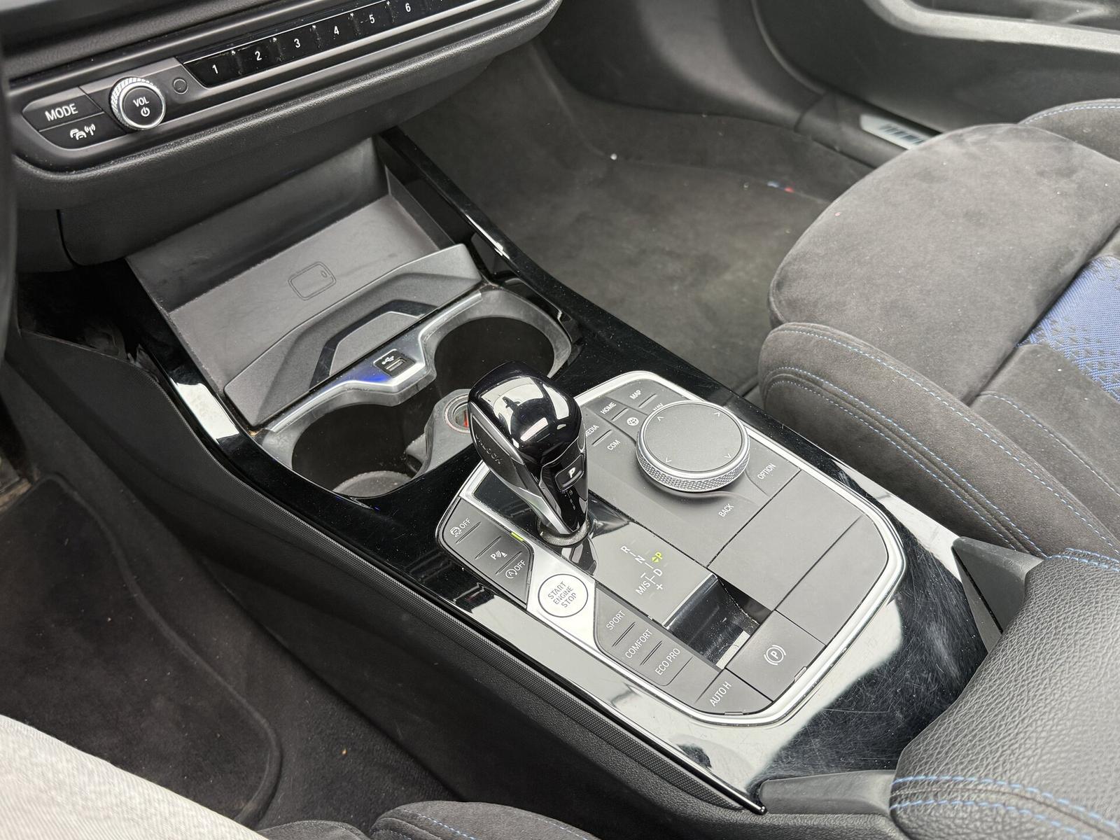 BMW 118 i M Sport SHADOW PANO HEAT MEMORY 17", миниатюра 20