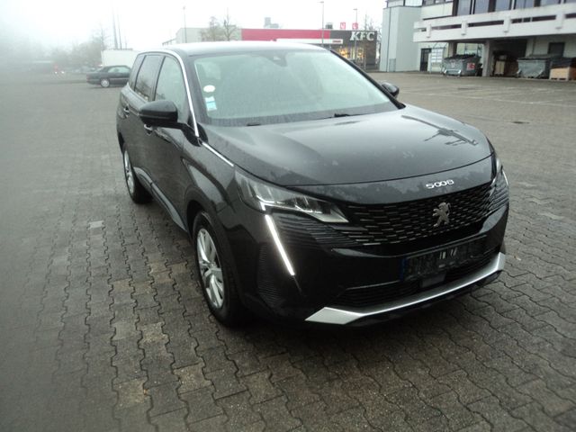 Peugeot 5008 1,5 hdi*LED*Kamera*ALU*7Sitze*Keyless-GO*8G