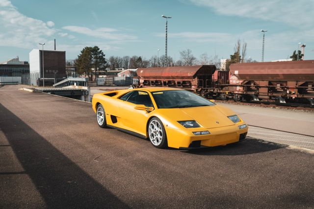 Lamborghini 6.0 VT *MATCHING NUMBERS/PRESS CAR/NO. 1 OF 343*