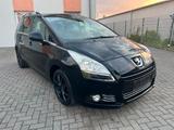 Peugeot 5008 Premium - Peugeot 5008 Premium mit Diesel-Antrieb