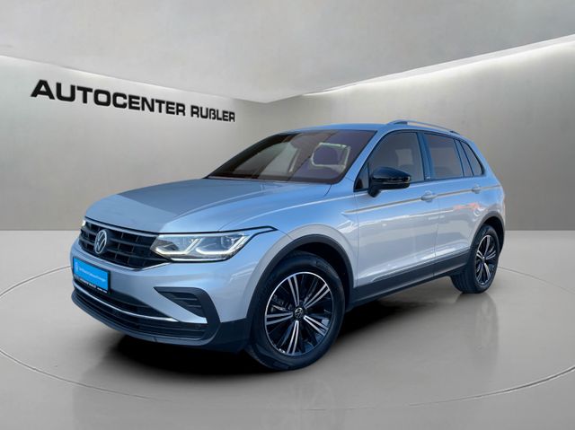 Volkswagen Tiguan United, IQ-Matrix LED, Navigation