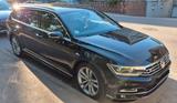 Volkswagen Passat Variant 2.0 TDI SCR DSG Highline R-LINE - VW Passat Variant Gebrauchtwagen in Stuttgart