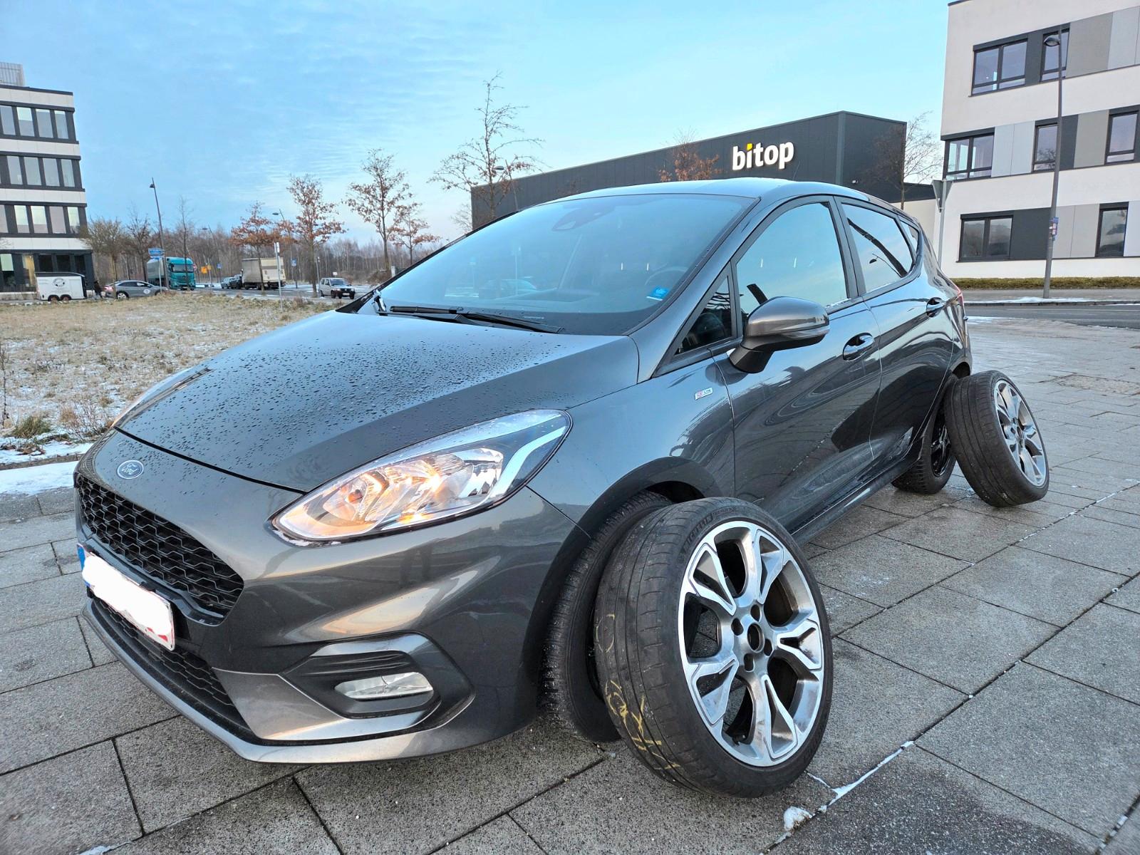 Ford Fiesta ST-Line 140PS/ KAMERA/1-HAND/