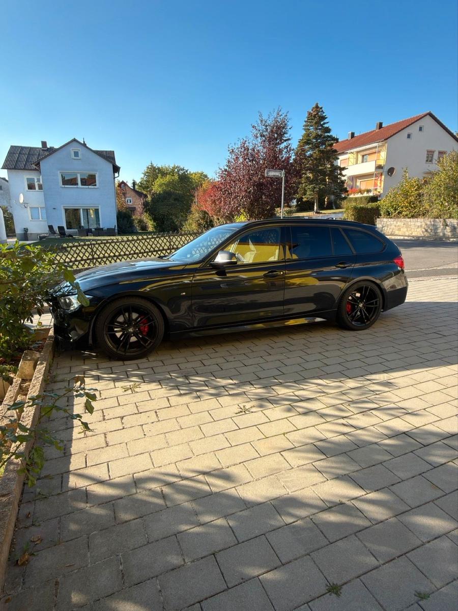 BMW 320