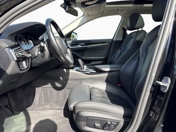 BMW 520 - 12