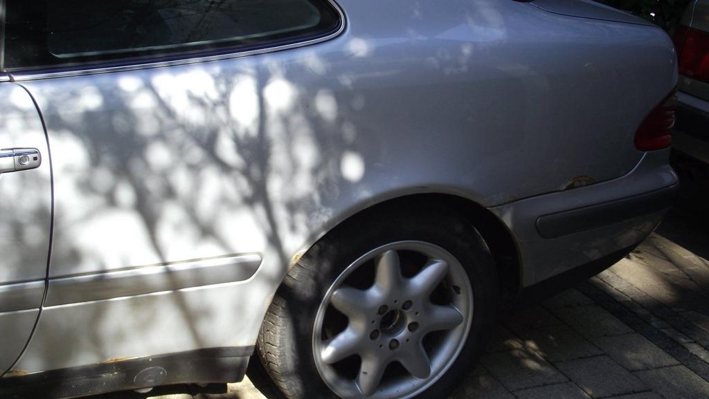 Mercedes-Benz CLK 320