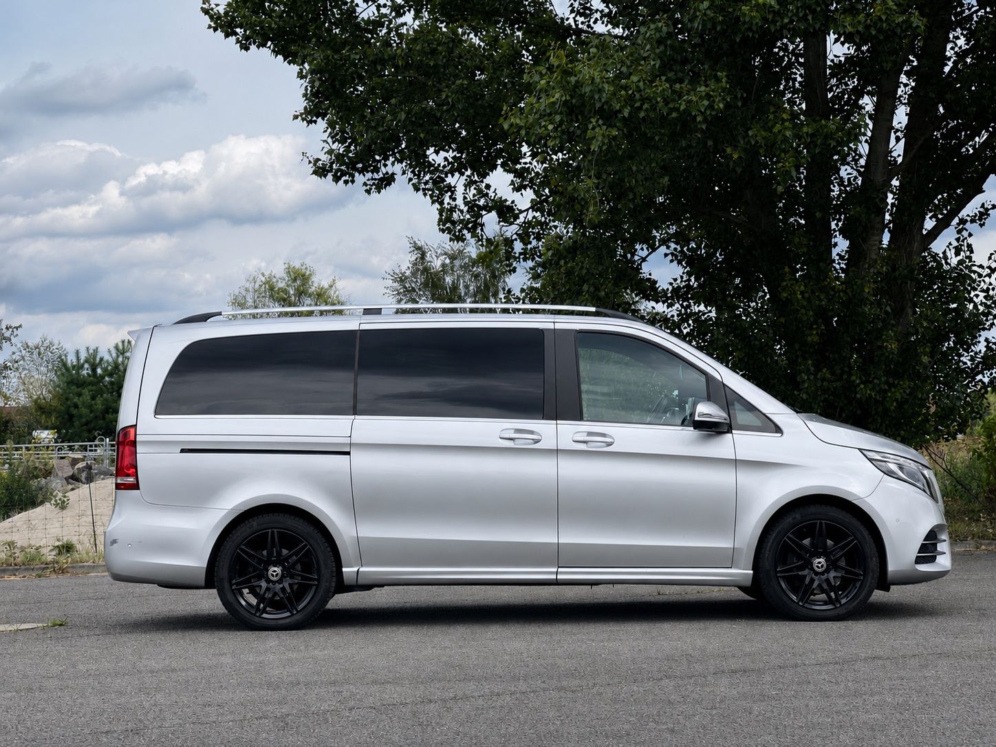 Mercedes-Benz V 220 AMG-Line foto 7