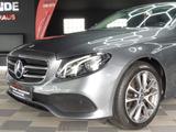 Mercedes-Benz E 200 Avantgarde GSHD/Ambi/Nigh/Widescr./Nav/AHK - Mercedes-Benz E 200 mit Benzin-Antrieb: Panorama-Dach, Limousine