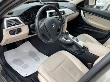 BMW 320 - 4