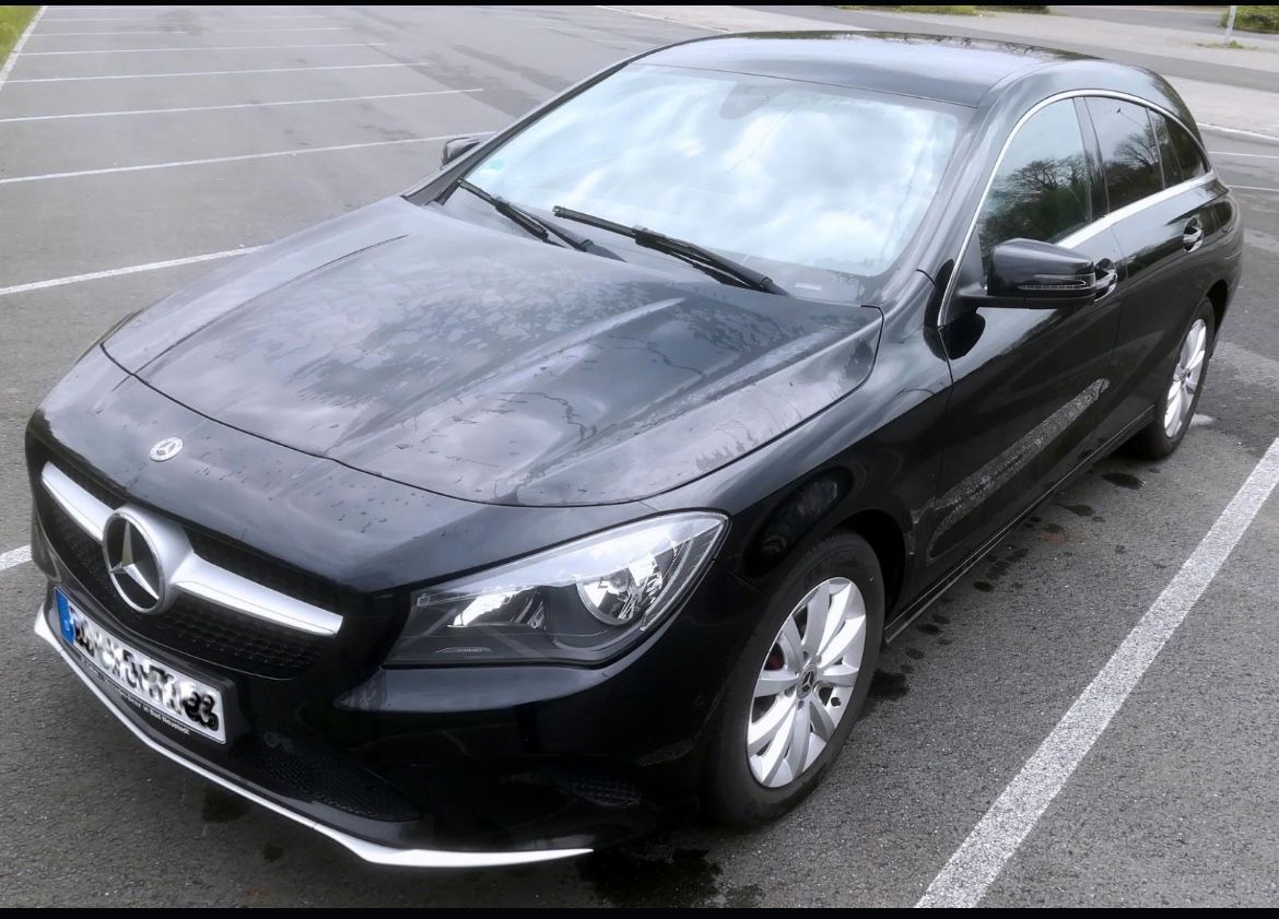 MERCEDES-BENZ CLA 180 Shooting Brake CLA 180 d Shooting Br...
