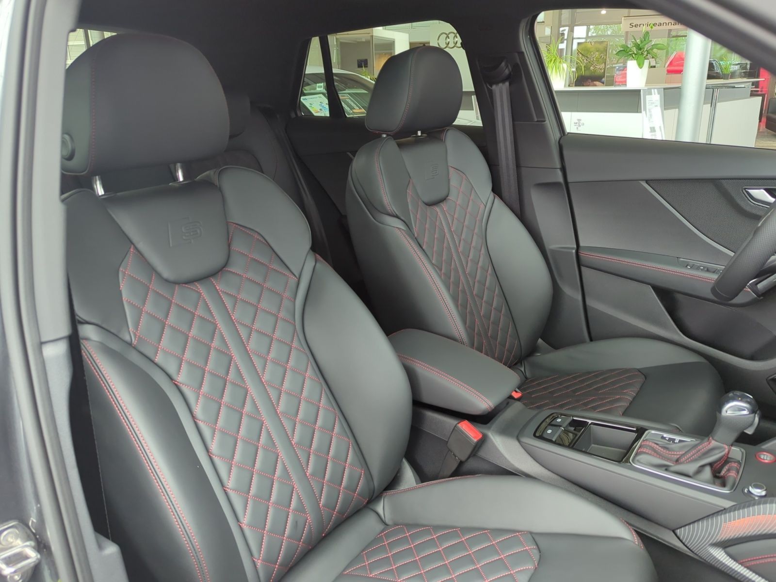 Audi SQ2 - Bild 14