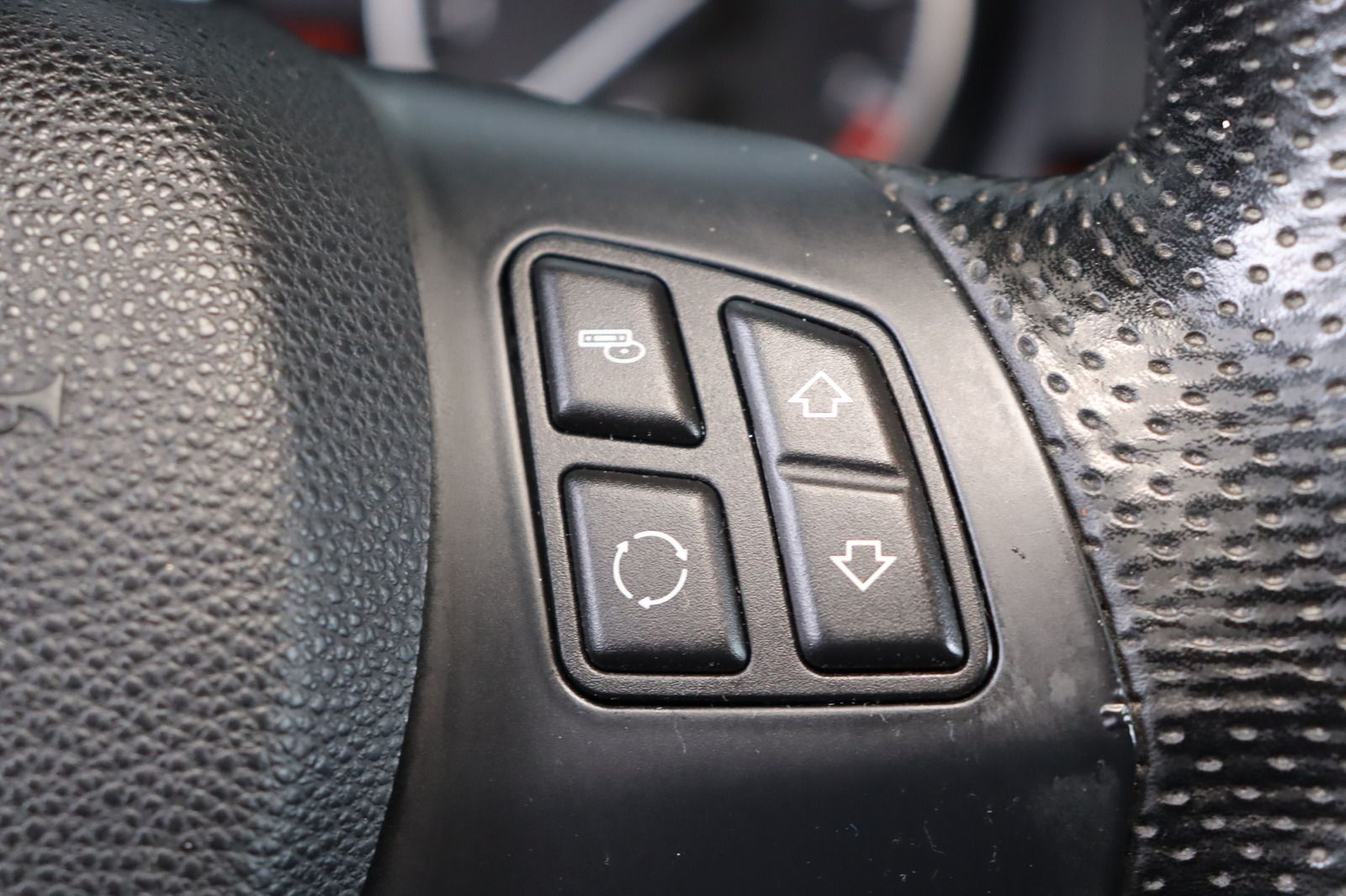 Fahrzeugabbildung BMW 320 i Touring M-Paket * Xenon * Leder * Sitzhzg.