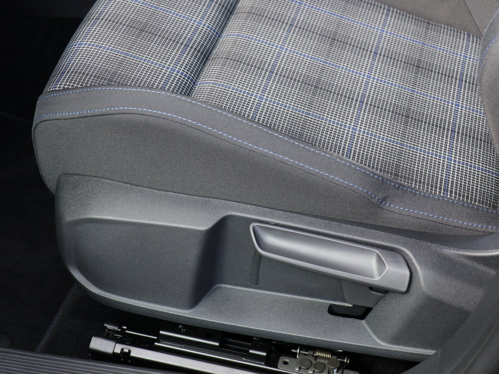 Volkswagen Golf - Bild 15