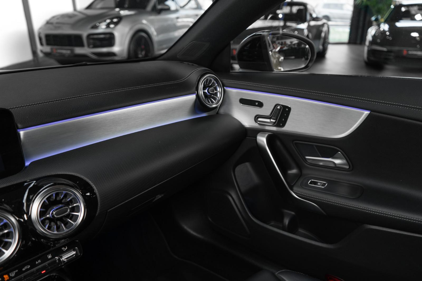 Mercedes-Benz CLA 35 AMG #AEROKIT #NIGHT-PAKET #PANORAMA
