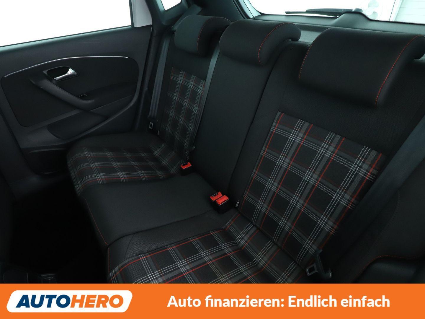 Volkswagen Polo 1.8 TSI GTI BMT Aut.*NAVI*LED*CAM*PDC*SHZ*