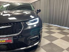 Fahrzeugabbildung Chrysler Pacifica Touring L, 3.6l V6, NEUES MODELL,CARFAX