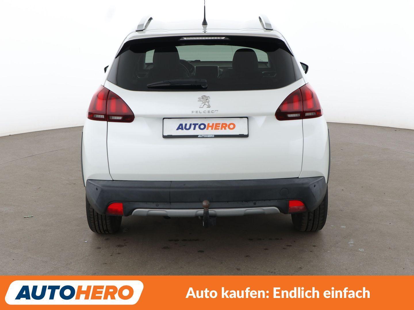 Peugeot 2008 1.2 PureTech Allure*NAVI*TEMPO*PDC*SHZ*